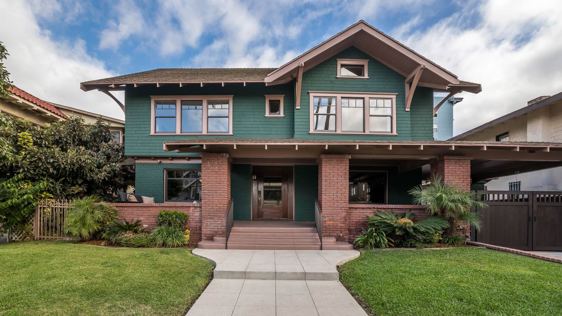 1274 3rd Avenue 90019.jpg
