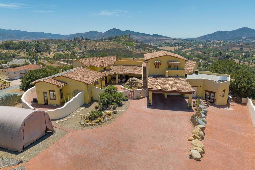 14695 CHAPARRAL SLOPE ROAD 92935